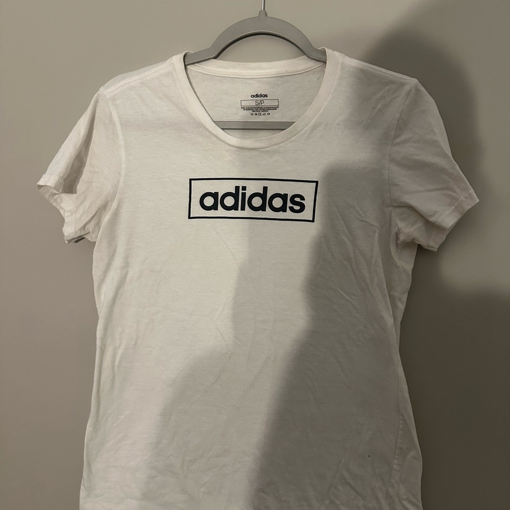 Adidas T-shirt
